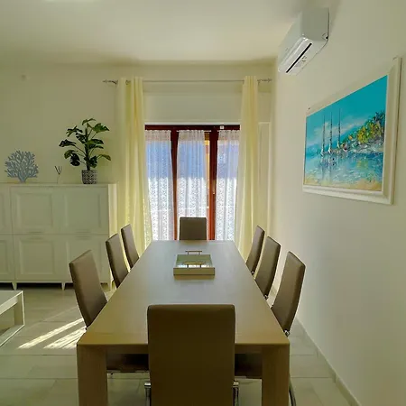 Apartment Sea Pearl Boutique - Bright And Spacious, With Modern Mediterranean Decor, Just 100 Meters From The Lavinio Seafront Anzio