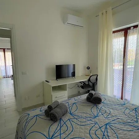 Apartment Sea Pearl Boutique - Bright And Spacious, With Modern Mediterranean Decor, Just 100 Meters From The Lavinio Seafront Anzio